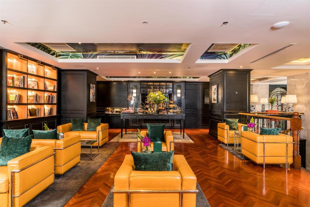Akara Hotel Banguecoque Exterior foto The Club lounge at Tan Son Nhat International Airport